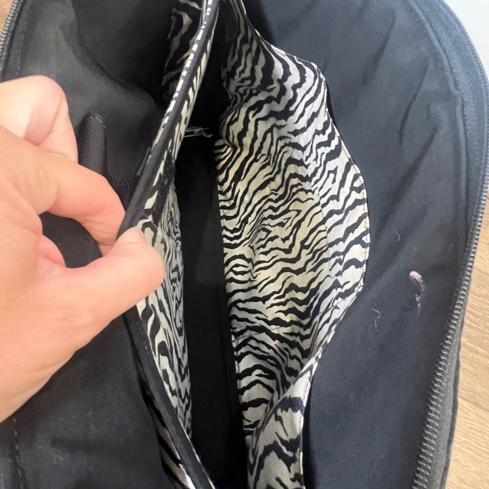 Vera Bradley Black Quilted Commuter Bag, travel laptop bag - Picture 8 of 11